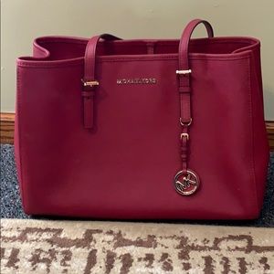 MK tote